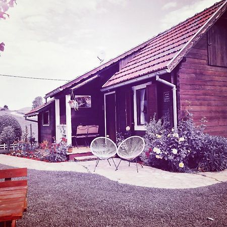 Wooden House Nela Near Plitvice Lakes Smoljanac Exterior foto